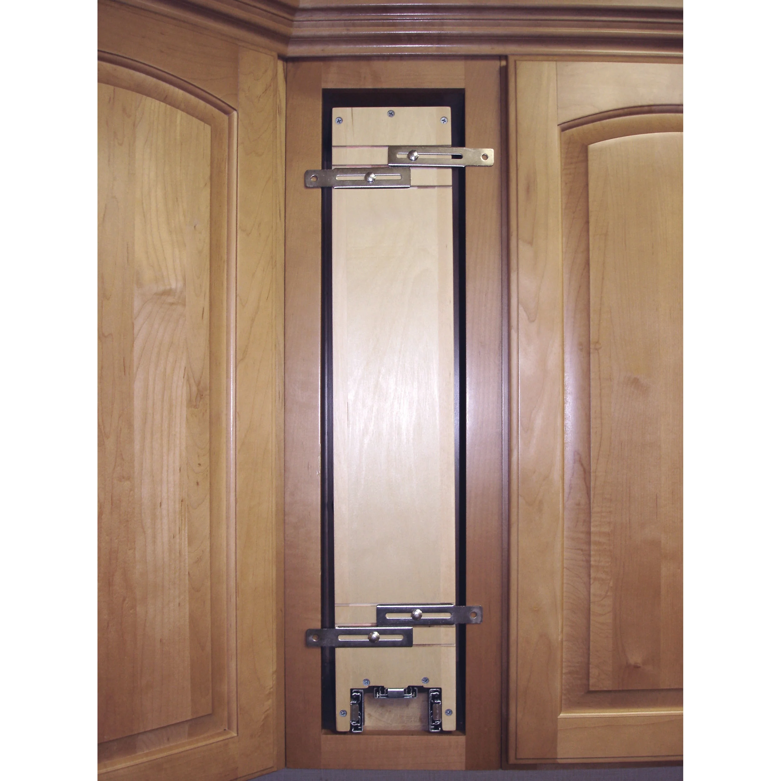 5 in x 36 in H Wood Pull Out Wall Organizer w/Soft Close Natural  5 in (127 mm) W x 10.75 in (273 mm) D x 32.15 in (817 mm) H - Image 4