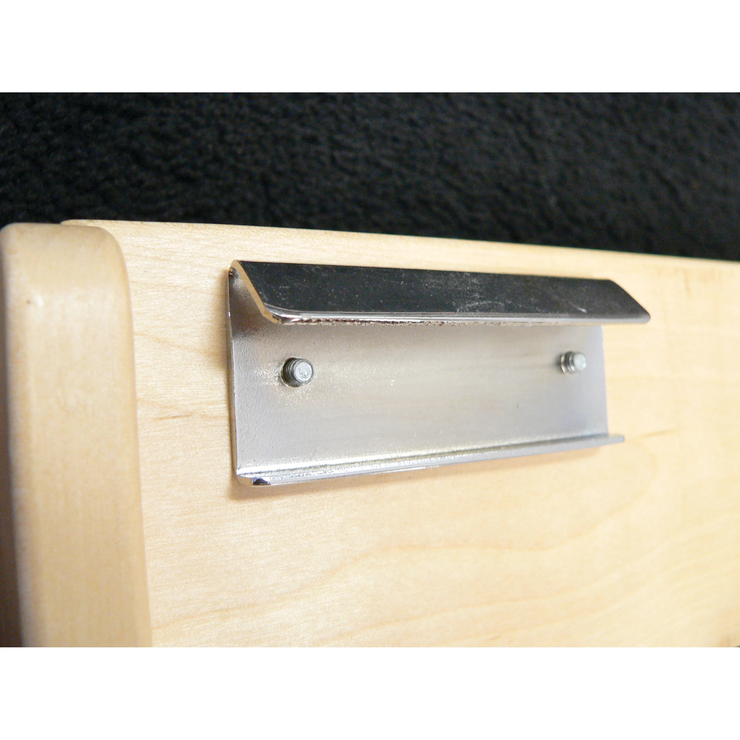 Medium Adjustable Door mount Spice Rack Natural 13.13 in (334 mm) W x 4 in (102 mm) D x 25 in (635 mm) H - Image 2