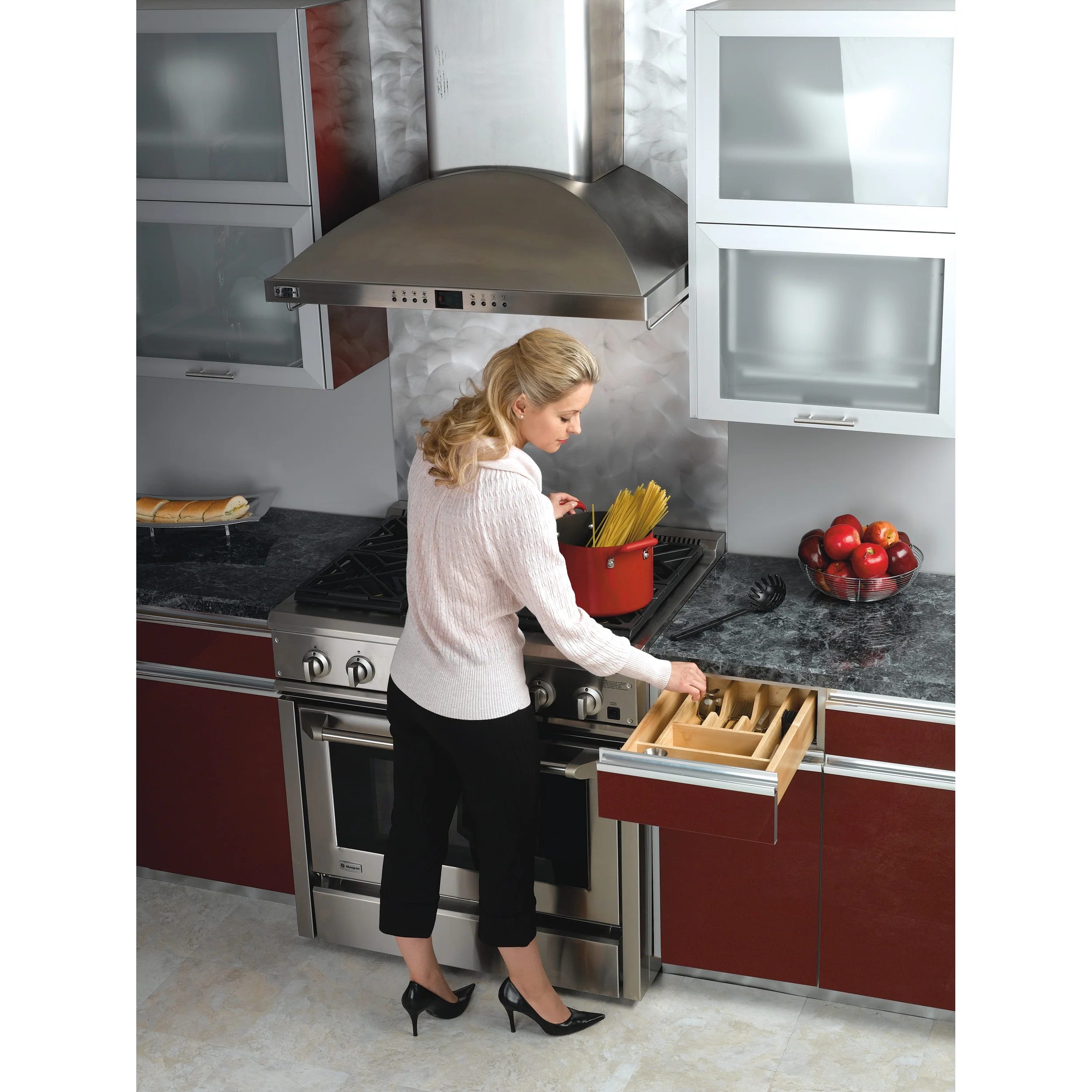 18.5 in Tall Wood Utility Tray Insert Natural 18.5 in (470 mm) W x 22 in (559 mm) D x 2.88 in (73 mm) H - Image 3