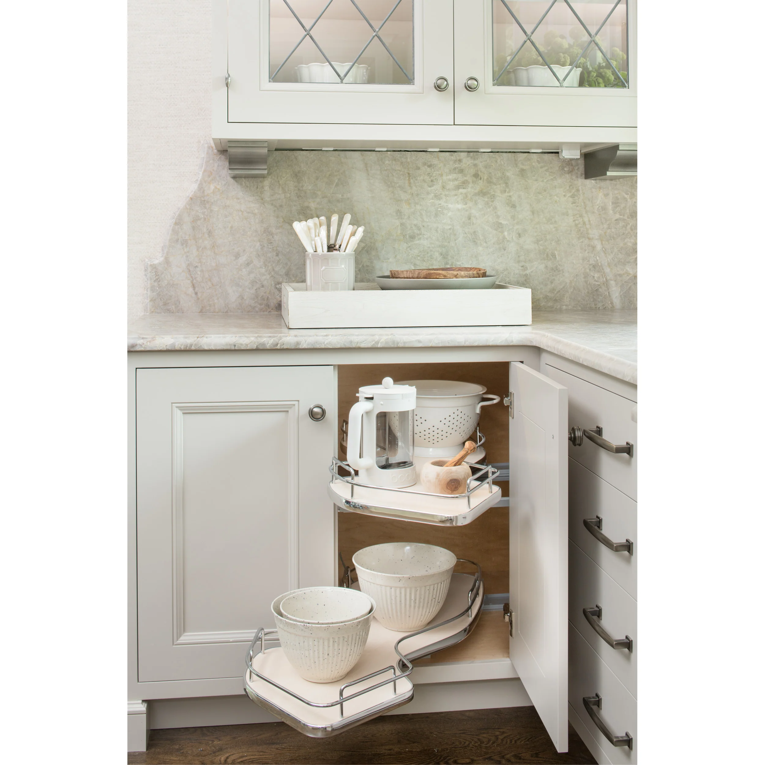 18 in Two-Tier Organizer for a Blind Right Natural 37.63 in (956 mm) W x 21.56 in (548 mm) D x 24.44 in (621 mm) H - Image 8