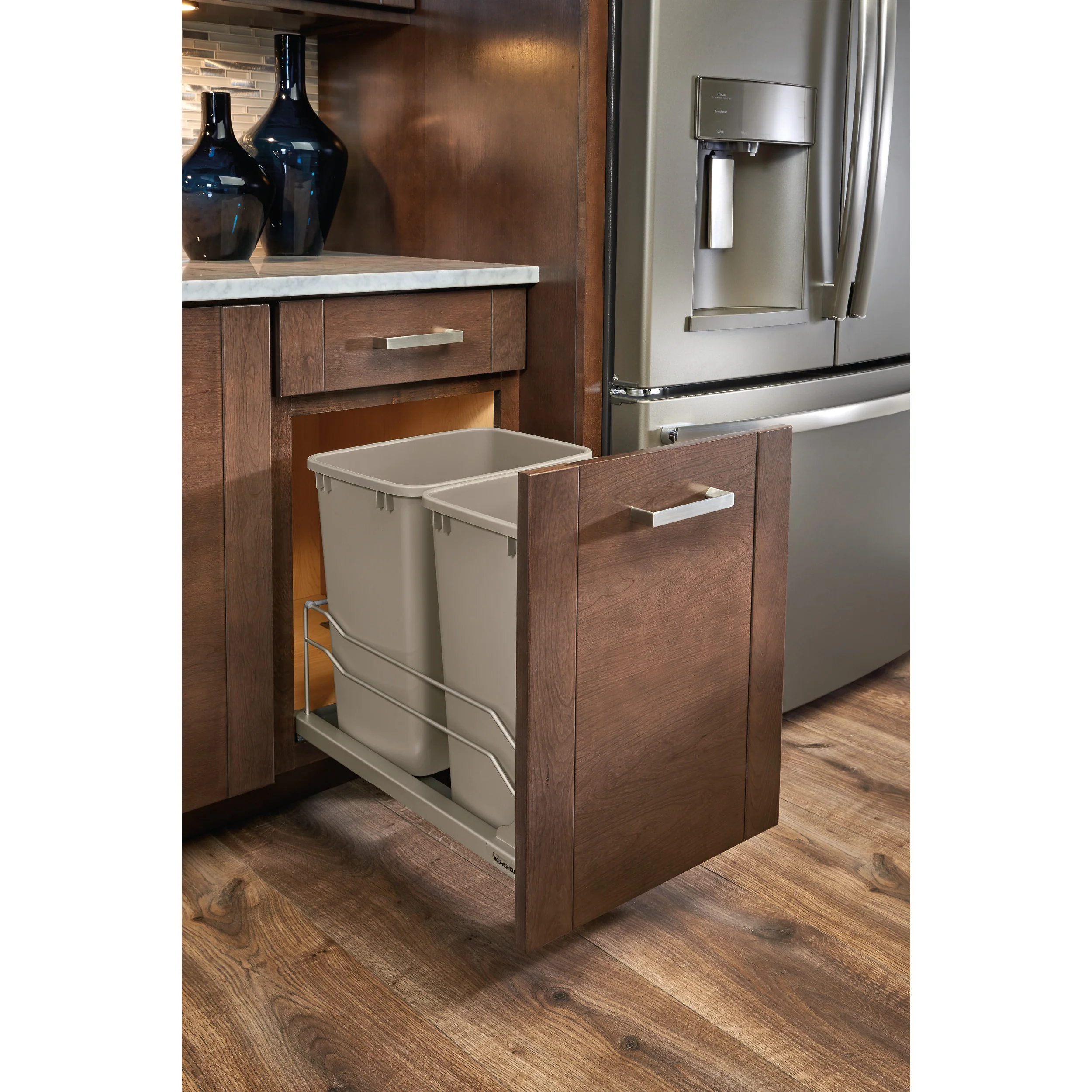Double 35 Qrt Pull-out Waste Container Soft-Close Champagne 14.38 in (365 mm) W x 22.25 in (565 mm) D x 19 in (483 mm) H - Image 11